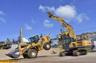 雷沃挖掘機、裝載機銷量業績喜人!復購率超70%!